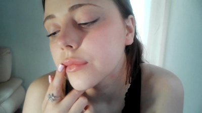 JuleeGausman live cam on Cam4