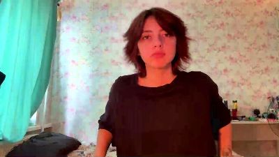 JuleeOrange live cam on Cam4