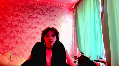 JuleeOrange live cam on Cam4
