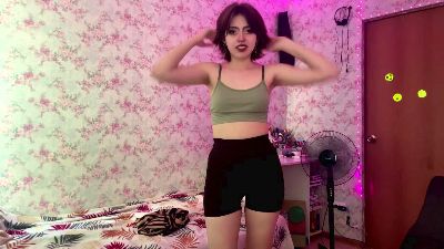 JuleeOrange live cam on Cam4