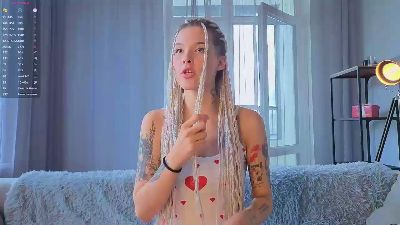 JuliLeithoff live cam on Cam4