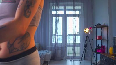 JuliLeithoff live cam on Cam4