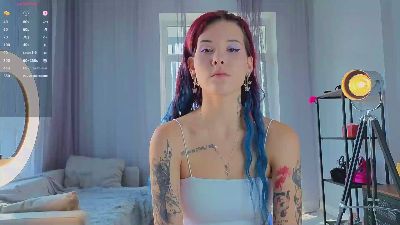 JuliLeithoff live cam on Cam4
