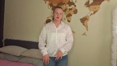 JuliaBilodeau live cam on Cam4
