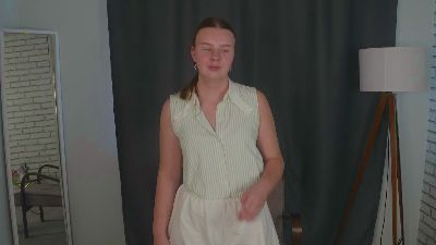 JuliaBilodeau live cam on Cam4