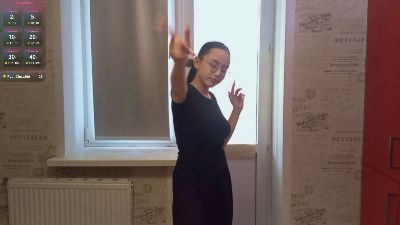 JuliaMaugeri live cam on Cam4