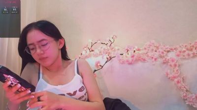 JuliaMaugeri live cam on Cam4