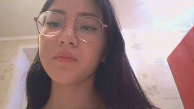 JuliaMaugeri live cam on Cam4