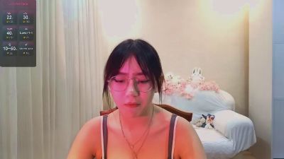 JuliaMaugeri live cam on Cam4