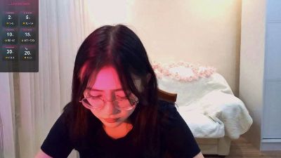JuliaMaugeri live cam on Cam4