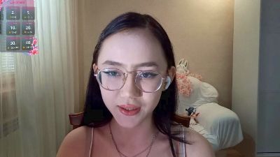 JuliaMaugeri live cam on Cam4