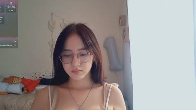 JuliaMaugeri live cam on Cam4
