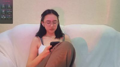JuliaMaugeri live cam on Cam4