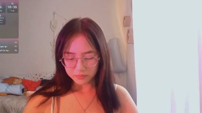JuliaMaugeri live cam on Cam4