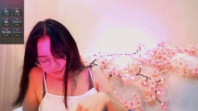JuliaMaugeri live cam on Cam4