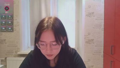 JuliaMaugeri live cam on Cam4