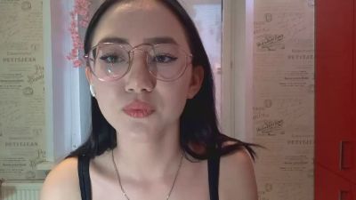 JuliaMaugeri live cam on Cam4