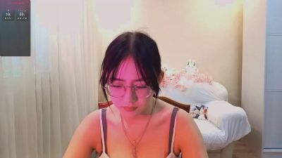 JuliaMaugeri live cam on Cam4