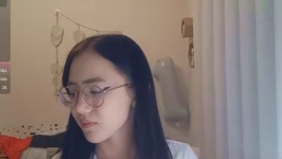 JuliaMaugeri live cam on Cam4
