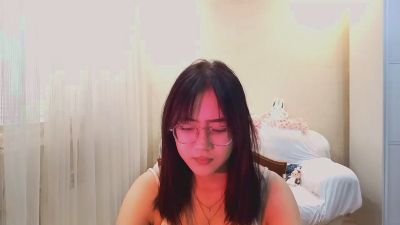 JuliaMaugeri live cam on Cam4