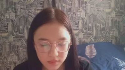 JuliaMaugeri live cam on Cam4