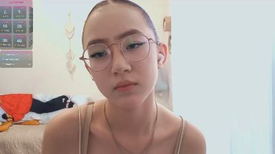 JuliaMaugeri live cam on Cam4