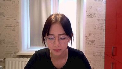JuliaMaugeri live cam on Cam4