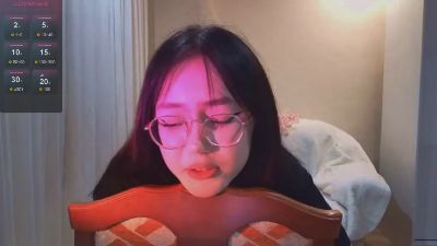 JuliaMaugeri live cam on Cam4