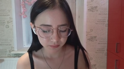 JuliaMaugeri live cam on Cam4