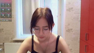 JuliaMaugeri live cam on Cam4