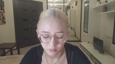 JuliaMaugeri live cam on Cam4