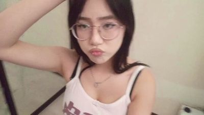 JuliaMaugeri live cam on Cam4