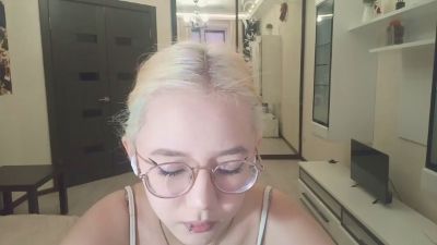 JuliaMaugeri live cam on Cam4