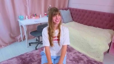 JuliaPritzel live cam on Cam4