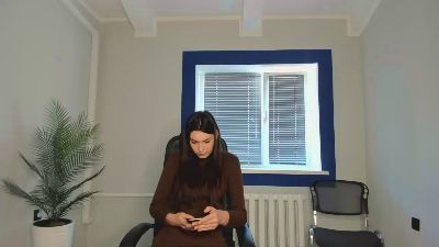 JuliaQadeer live cam on Cam4