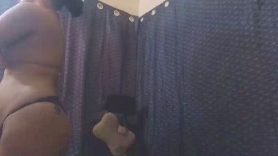JuliaStarlette live cam on Cam4