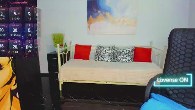 Julia_Dean live cam on Cam4