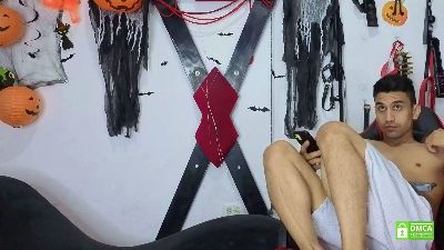 Julian_and_Axel live cam on Cam4