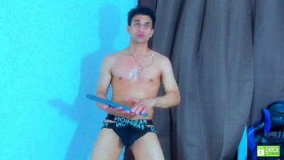 Julian_and_Axel live cam on Cam4