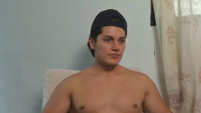 Julian_wallace live cam on Cam4