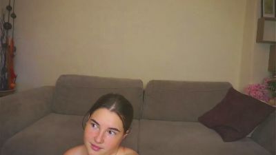 JulianaBlow live cam on Cam4
