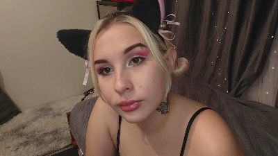 JulianaSonne live cam on Cam4