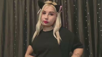JulianaSonne live cam on Cam4