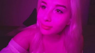 JulianaSonne live cam on Cam4