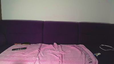 Julianna69 live cam on Cam4