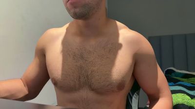 Juliannn21 live cam on Cam4