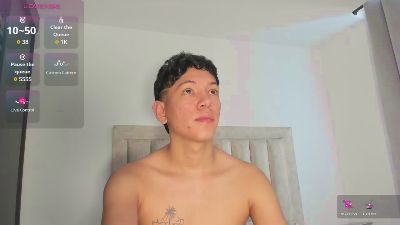 Julianrosse_ live cam on Cam4