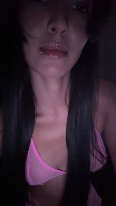 Juliasexylux live cam on Cam4