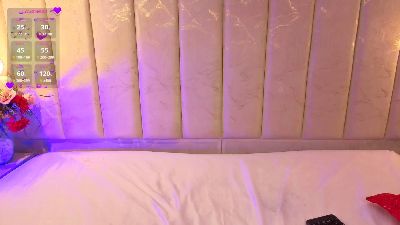JulieDeep_ live cam on Cam4