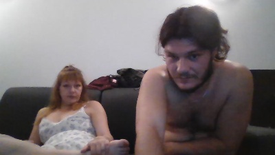 JulieLenny live cam on Cam4